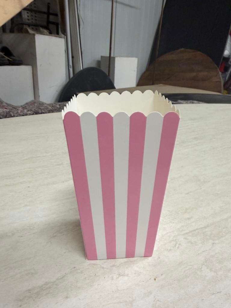 360 x nieuwe roze popcorn bakjes in plastic 7x16,5x9cm, Ophalen, Zo goed als nieuw