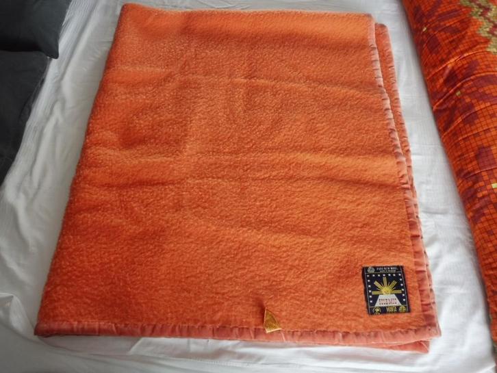 Sole Mio wollen deken 180 x 220 cm zeer goede staat, Huis en Inrichting, Woonaccessoires | Plaids en Woondekens, Zo goed als nieuw