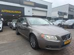 Volvo V70 1.6 T4 Limited Edition AUTOMAAT, Auto's, Gebruikt, 4 cilinders, Stoelverwarming, 1600 kg