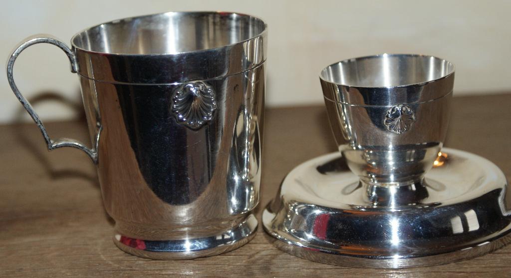 Art Déco set eierdopje + beker M.B. GERSYL geplat. zilver .., Ophalen of Verzenden, Zilver