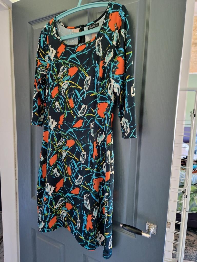 King Louie travelstof jurk mt m, ZGAN, Kleding | Dames, Jurken, Maat 38/40 (M), Ophalen of Verzenden, Zo goed als nieuw, Knielengte