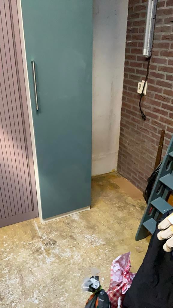 IKEA Pax Kast Wit met Grijs-Groene Deur (236x60x50 cm), Ophalen of Verzenden, Zo goed als nieuw