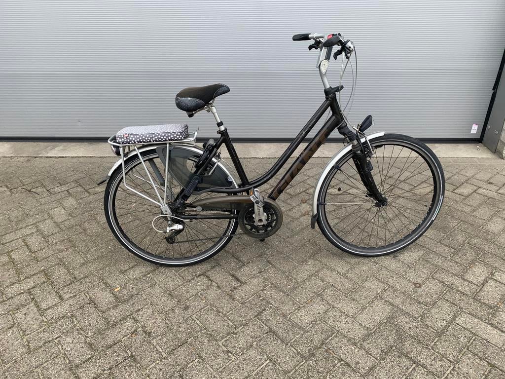 Degelijke dames fiets, Ophalen of Verzenden, Gebruikt, Versnellingen