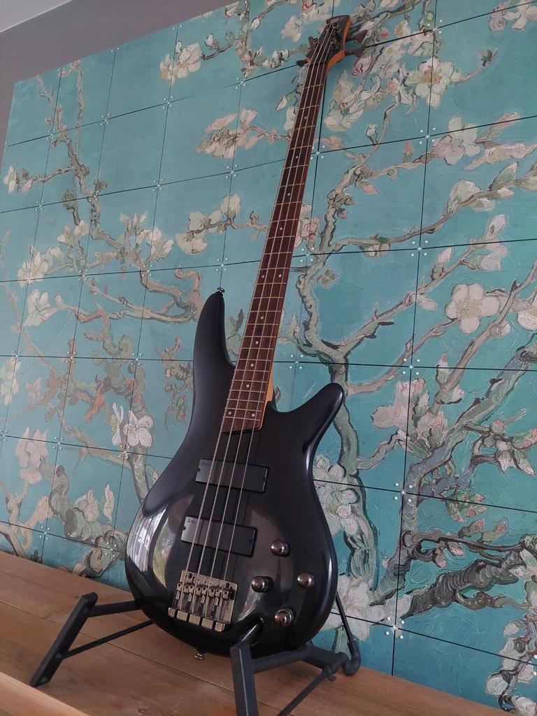 👉 Ibanez SR-300 SDGR Sound Gear Elektronic Bass! Zwart ️⚫️, Muziek en Instrumenten, Snaarinstrumenten | Gitaren | Bas, Ophalen of Verzenden