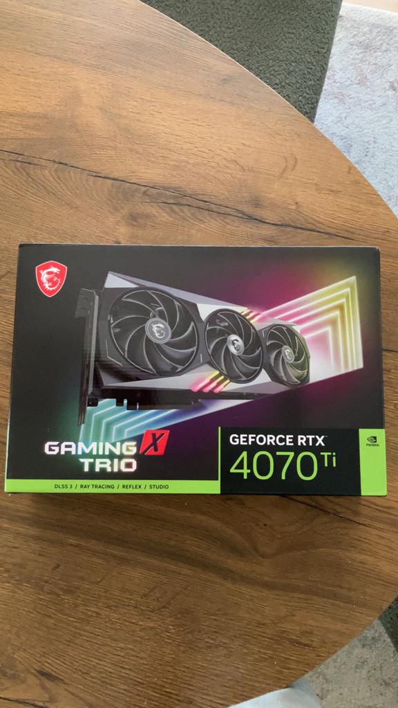 NVIDIA GeForce RTX 4070 Ti GAMING X TRIO videokaart, Computers en Software, Videokaarten, GDDR6, Ophalen of Verzenden, Zo goed als nieuw