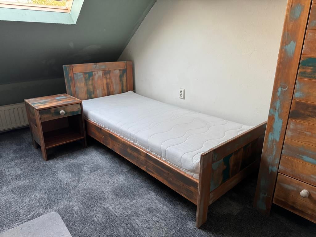 Complete tienerkamer, Huis en Inrichting, Slaapkamer | Complete slaapkamers, Zo goed als nieuw, Eenpersoons, Ophalen