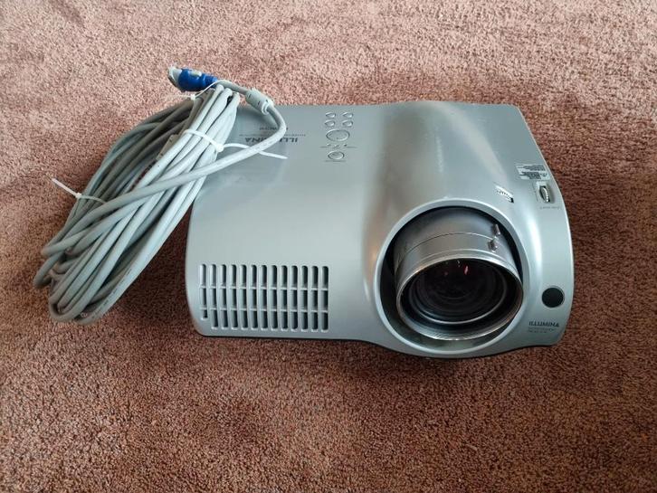 Beamer hitachi LCD projector, Audio, Tv en Foto, Beamers, Gebruikt, LCD, Overige resoluties, Ophalen