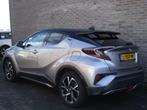 Toyota C-HR 1.8 Hybrid Executive - Stoelverwarming - Navigat, Adaptive Cruise Control, Euro 6, 4 cilinders, Leder en Stof