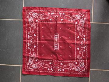 Days Gone bandana  beschikbaar voor biedingen