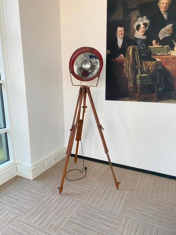 Vintage industriële staande vloerlamp - hoogte 190 cm., Huis en Inrichting, Lampen | Vloerlampen, Gebruikt, 150 tot 200 cm, Ophalen