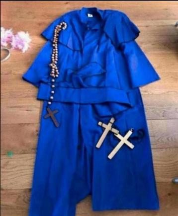 Opkoper: voor Partij Carnavals/ Verkleed kleding + 35 stuks beschikbaar voor biedingen