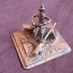 Zilveren Miniatuur Bezembinder, Verzenden