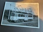 Oude foto HTM tram Remise Wassenaar 1944, Verzamelen, Spoorwegen en Tramwegen, Verzenden, Gebruikt, Tram, Kaart of Prent