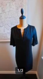 Vila donkerblauwe jurk, Blauw, Vila, Ophalen of Verzenden, Zo goed als nieuw