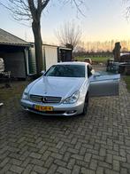 Mercedes-Benz Mercedes 2005 Grijs, Auto's, Mercedes-Benz, Automaat, Achterwielaandrijving, Zwart, 4 stoelen