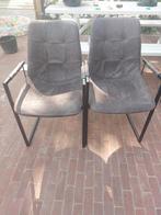 2 Grijze Eetkamerstoelen - Zo Goed Als Nieuw, Huis en Inrichting, Twee, Ophalen of Verzenden, Zo goed als nieuw, Metaal