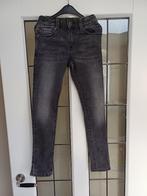 mooie donkergrijze jongens Skinny jeans  maat 134, Jongen, Ophalen of Verzenden, Broek, Zo goed als nieuw