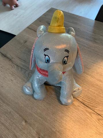 Knuffel disney beschikbaar voor biedingen
