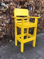 Kinderstoel, hoge stoel aan tafel, “Rietveld “ stijl hout, Ophalen of Verzenden, Gebruikt, Overige typen
