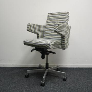 Cowerk Kluptoo Shoot Vergaderstoelen | Gestreept Motief beschikbaar voor biedingen