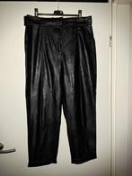 vegan leren broek van Ted Baker, Kleding | Dames, Ophalen of Verzenden, Zo goed als nieuw, Maat 38/40 (M), Zwart