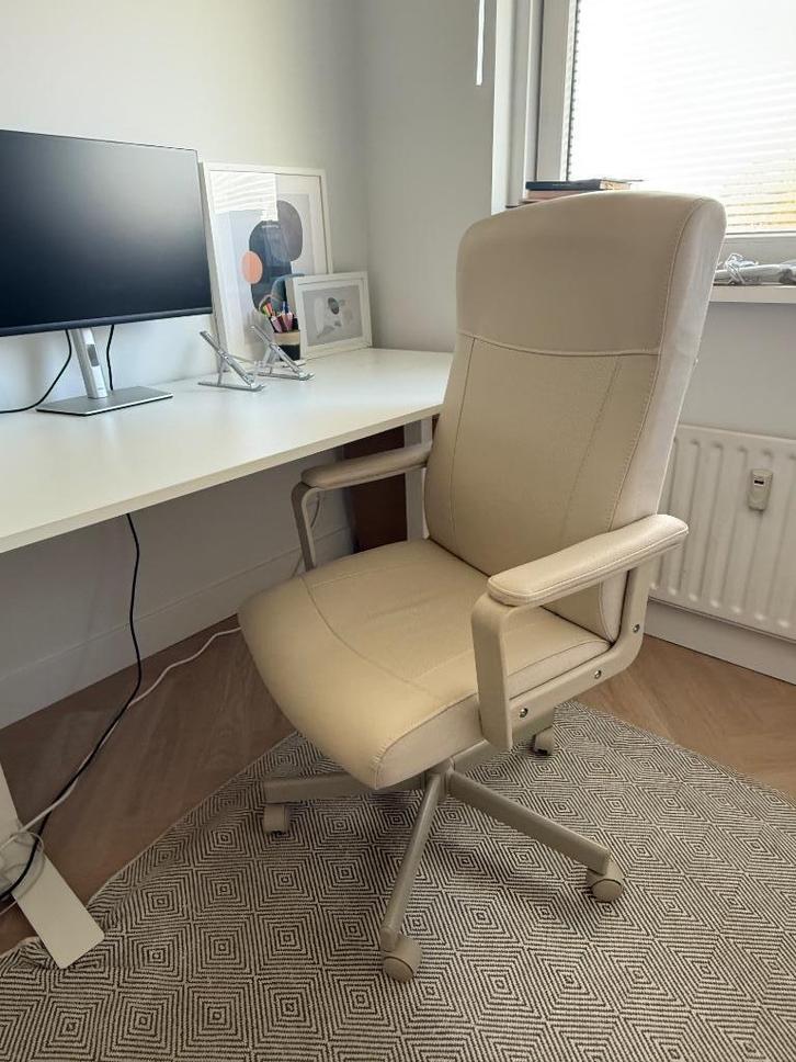 IKEA MILLBERGET Swivel Chair – Murum Beige, Huis en Inrichting, Bureaustoelen, Zo goed als nieuw, Bureaustoel, Beige, Ergonomisch