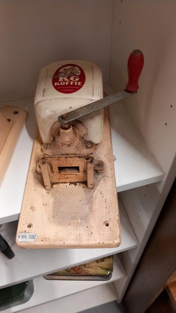 Vintage K&C Koffiemolen, Antiek en Kunst, Antiek | Keukenbenodigdheden, Ophalen of Verzenden