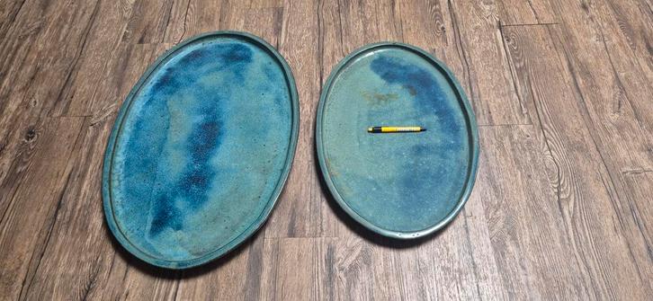 2 grote ovale keramieken schalen blauw – 66 & 55 cm, Huis en Inrichting, Woonaccessoires | Dienbladen, Zo goed als nieuw, Overige materialen