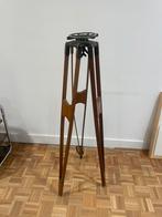 Vintage Driepoot, Ophalen