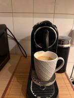 Nespresso MagiMix + Melkopschuimer warm/koud, 10 kopjes of meer, Koffiemachine, Ophalen of Verzenden, Zo goed als nieuw