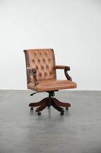 Swiffel en tilt chesterfield bureaustoel in Engelse stijl, Ophalen, Gebruikt, Bruin, .