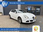 Alfa Romeo Giulietta 1.4 T Progression Wit! Trekhaak! Leder!, Auto's, Voorwielaandrijving, Gebruikt, 4 cilinders, Wit