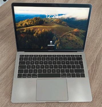 Macbook Air Retina 13-inch 2019 model beschikbaar voor biedingen