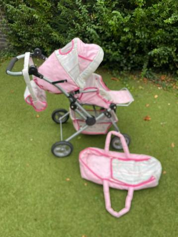Kinderwagen om mee te spelen beschikbaar voor biedingen