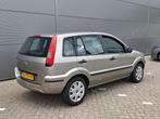 Ford Fusion 1.4-16V Ghia 5-Drs Airco Nieuwe APK, Voorwielaandrijving, 15 km/l, Gebruikt, Metallic lak