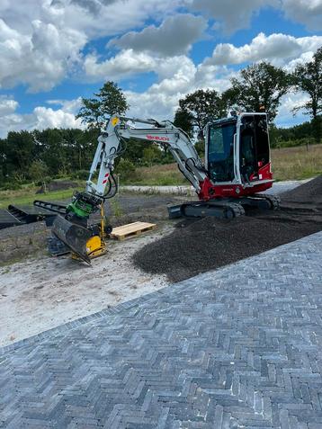 Grondverzet en kraanverhuur beschikbaar voor biedingen