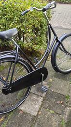 Zwarte weduwe , stevig en goede banden, Fietsen en Brommers, 56 cm of meer, Ophalen of Verzenden, Zo goed als nieuw