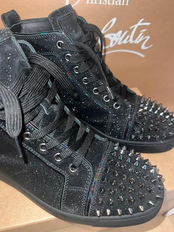 Christian Louboutain lou spikes woman flat maat 39 Nieuw beschikbaar voor biedingen