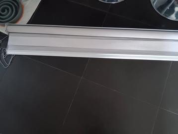 Rolgordijn lichtgrijs 235x160cm - Zuid Limburg beschikbaar voor biedingen