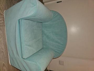 Kinderstoel - ribstof turquoise  beschikbaar voor biedingen