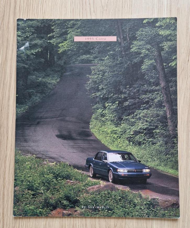 Folders Oldsmobile, Boeken, Auto's | Folders en Tijdschriften, Zo goed als nieuw, Overige merken, Ophalen of Verzenden