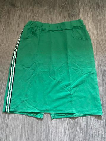 groene streep comfy herfst stretch koker rok skirt mt M beschikbaar voor biedingen