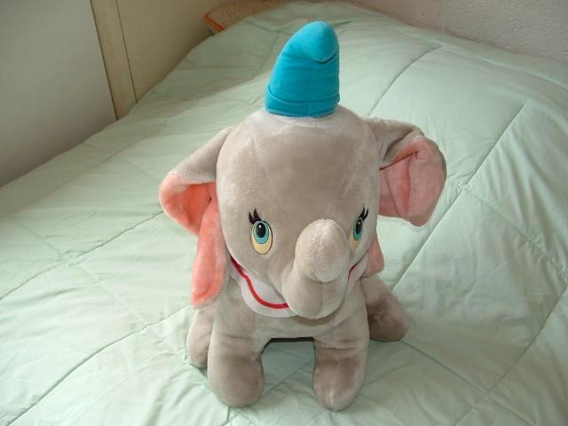 EURO DISNEY OLIFANT DOMBO GROOT VELOURS LICHTGRIJS, Kinderen en Baby's, Speelgoed | Knuffels en Pluche, Nieuw, Overige typen, Ophalen of Verzenden