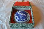 Chinees porseleinen doosje met zegellak, Antiek en Kunst, Antiek | Porselein, Ophalen of Verzenden
