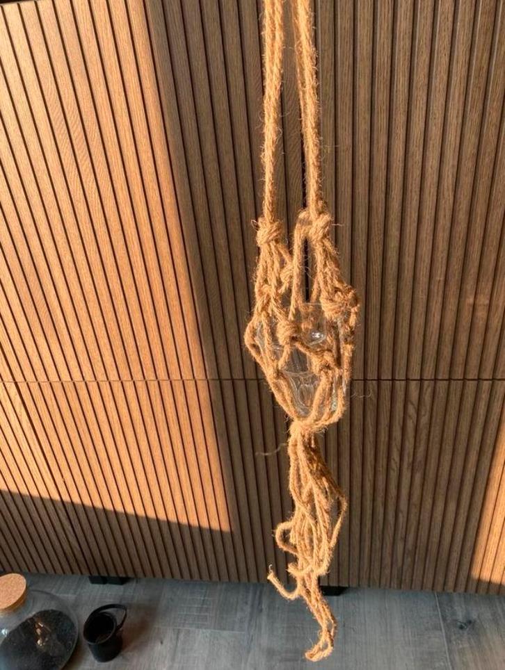 Macramé Plantenhanger - 100 cm leuk met hangplant, Huis en Inrichting, Woonaccessoires | Overige, Zo goed als nieuw, Ophalen of Verzenden