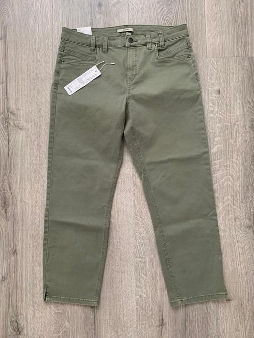 Esprit broek medium rise cropped slim fit - maat 30-24 nieuw, Kleding | Dames, Broeken en Pantalons, Nieuw, Maat 38/40 (M), Groen