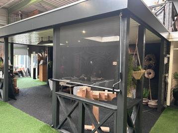 Veranda aanbouw 650x400, met 2 lichtstraten beschikbaar voor biedingen