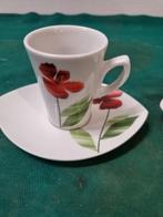 kop en schotel met klaproos 2 stellen, Antiek en Kunst, Antiek | Servies los, Ophalen of Verzenden