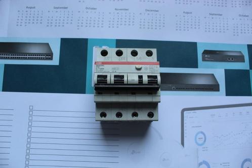 ABB aardlekautomaat krachtstroom | DS203NC | 2CSR256140R1324, Doe-het-zelf en Verbouw, Elektra en Kabels, Zo goed als nieuw, Schakelaar
