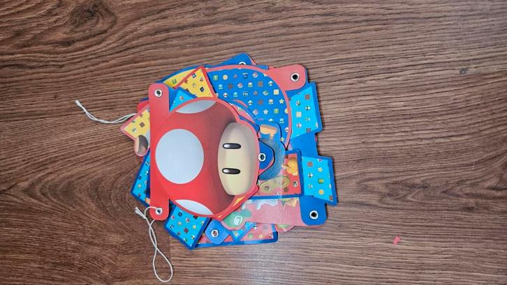 Verjaardag Slinger - Mario Thema, Hobby en Vrije tijd, Feestartikelen, Feestartikel, Film of Tv, Ophalen of Verzenden